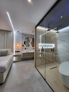 Postel nebo postele na pokoji v ubytování suites home ruidera