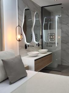 Postel nebo postele na pokoji v ubytování suites home ruidera