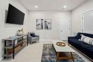 Gallery image of 4 Bdr Suburban Home, Near DC, Perfect for Families, 24 Hr Pro Host Support in Ashburn