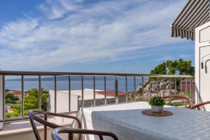 Fotografie z fotogalerie ubytování Beautiful view and apartment for family v destinaci Baška Voda