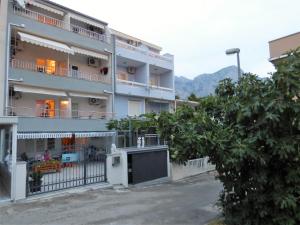 Fotografie z fotogalerie ubytování Beautiful view and apartment for family v destinaci Baška Voda
