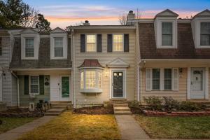 a large house with at Townhome - Near DC, Family-Friendly, Superhost Support in Sterling