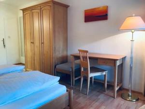 Letto o letti in una camera di Hotel Daneu Gaschurn