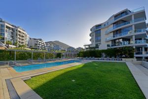 Πισίνα στο ή κοντά στο Marina 107