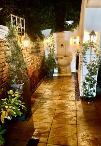 Cosy Cottage Central Bawtry - 2 Bedroom - High End Furnishings外面的花园