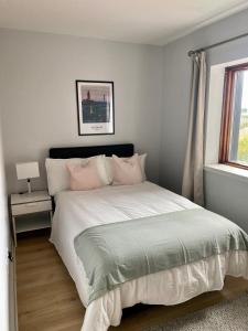 Postel nebo postele na pokoji v ubytování Luxury 2 bed apartment in Dublin