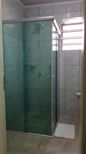 Ένα μπάνιο στο Charmoso apartamento da Vovó Enedina +9 φωτογραφίες