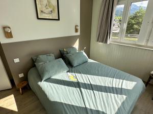 Posezení v ubytování Appartement rénové avec balcon sud, centre Villard-de-Lans - FR-1-515-187