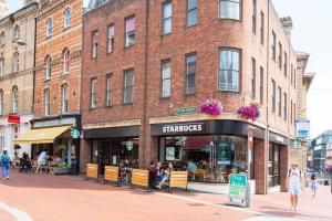 入住Charming Studio Flat in the Heart of Reading CHRL F1的客人