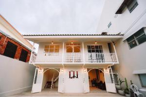 Balkón nebo terasa v ubytování Chertel Poshtel