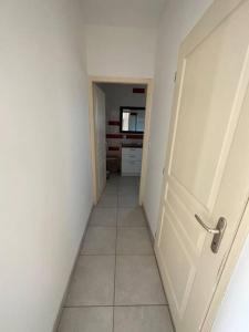 BernisLa maison lumineuse de Bernis的相册照片