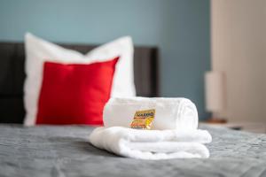 Postel nebo postele na pokoji v ubytování Loh9 - Das Apartment im Citycenter - Parkplatz - Wlan - Aufzug