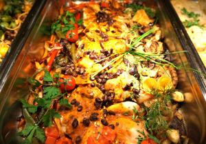 Φαγητό σε αυτό το ξενοδοχείο διαμερισμάτων ή κάπου εκεί κοντά