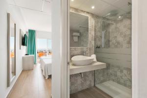 Kúpeľňa v ubytovaní Hotel Best Lloret Splash