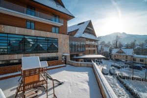 Nespecifikovaný výhled na hory nebo výhled na hory při pohledu z hotelu