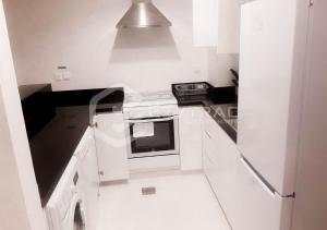 Kuchyň nebo kuchyňský kout v ubytování damac celestia 1 Bed - Ezytrac Vacation Homes