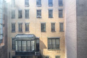 Gallery image of Midtown 2br w roofdeck wd nr Central Park NYC-1245 in New York