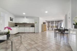Dapur atau dapur kecil di Apartamento Las Flores5