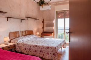 Imagen de la galería de Agrigento pool and garden, en Camastra ex Solfara