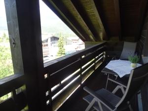 Balkón nebo terasa v ubytování Adlernest