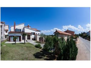 Gallery image of Apartments Moderno 2 in Fažana