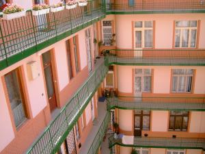 Balkón nebo terasa v ubytování Budapest, Graf Teleki Laszlo Appartement