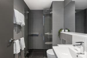 Quest Geelong Central的一间浴室