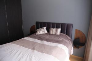 Postel nebo postele na pokoji v ubytování Vesipapi apartment, large terrace