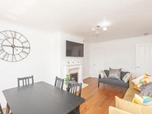 Gallery image of Pass the Keys Large Family Getaway in Leeds