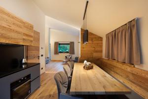 Kuchyň nebo kuchyňský kout v ubytování Valgrisa Mountain Lodges 1
