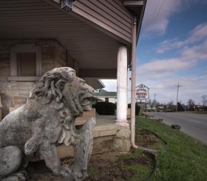 Fotografija u galeriji objekta Rosemount Motel u gradu Bedford