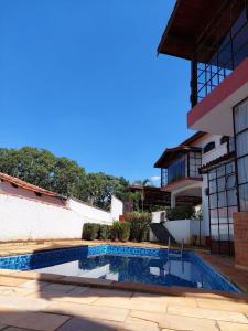 Πισίνα στο ή κοντά στο Lindo estúdio perto do Hospital BOS Sorocaba (3)