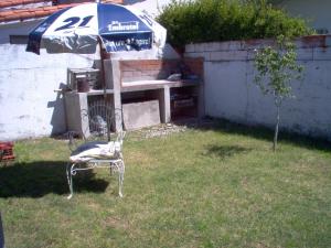 Κήπος έξω από το Costa 5