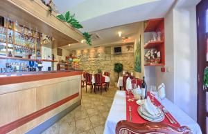 Εστιατόριο ή άλλο μέρος για φαγητό στο Hotel Trogir