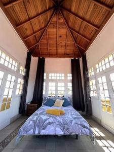 Säng eller sängar i ett rum på Colonial Villa in Las Palmas