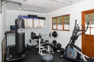 Fitnesscentret og/eller fitnessfaciliteterne på Queen Julie Constantia Upper Cottage