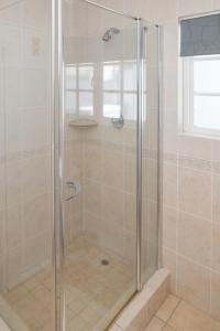 Et badeværelse på Queen Julie Constantia Upper Cottage