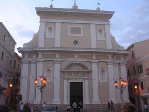 Fotografia z galérie ubytovania Isola Che Non C'é Trilocale Casa Vacanze 80 mq con Terrazza La Maddalena Sardegna v La Maddalena