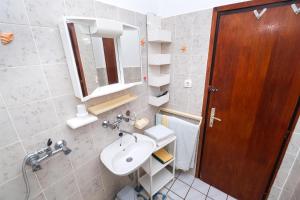 Kúpeľňa v ubytovaní Apartments Stefani
