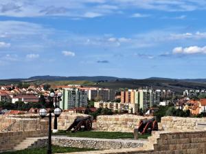 Výhľad na mesto Jáger alebo výhľad na mesto priamo z apartmánového hotela