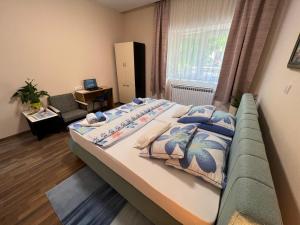 Katil atau katil-katil dalam bilik di Bezdan Guesthouse