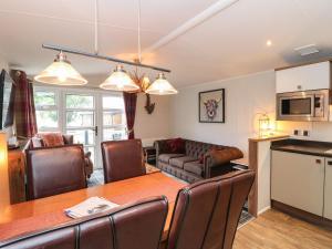 Φωτογραφία από το άλμπουμ του Loch Lomond Holiday Home σε Arrochar