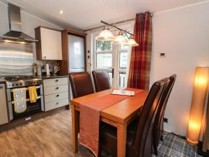 Φωτογραφία από το άλμπουμ του Loch Lomond Holiday Home σε Arrochar +17 φωτογραφίες
