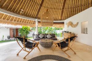 Posezení v ubytování Luxury resort style Villa!