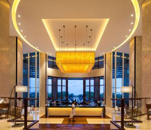 The lobby or reception area at Thousand Cranes Sanya Yazhou Bay Int'l Exchange Centre