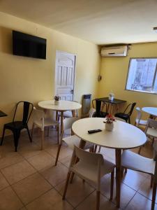 The lounge or bar area at Petit Balcarce Salta