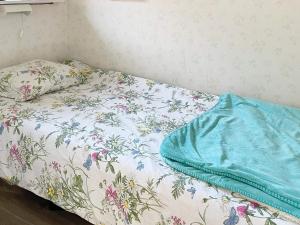 Una cama o camas en una habitación de 4 star holiday home in SÖLVESBORG-By Traum