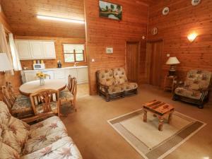 Ruang duduk di Acorn Lodge