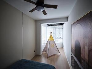 Gallery image of Datong Elite Apartment, Peoples Square, CBD in Shanghai