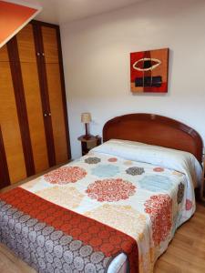 Tempat tidur dalam kamar di O Faiado